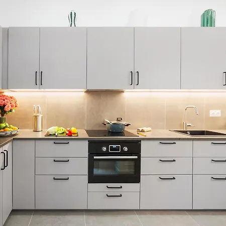 Livinparis - Luxury Ac 4 Bedrooms Arc De Triomphe I Paris