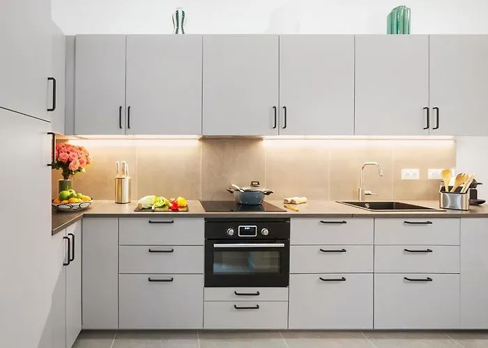 Livinparis - Luxury Ac 4 Bedrooms Arc De Triomphe I Paris